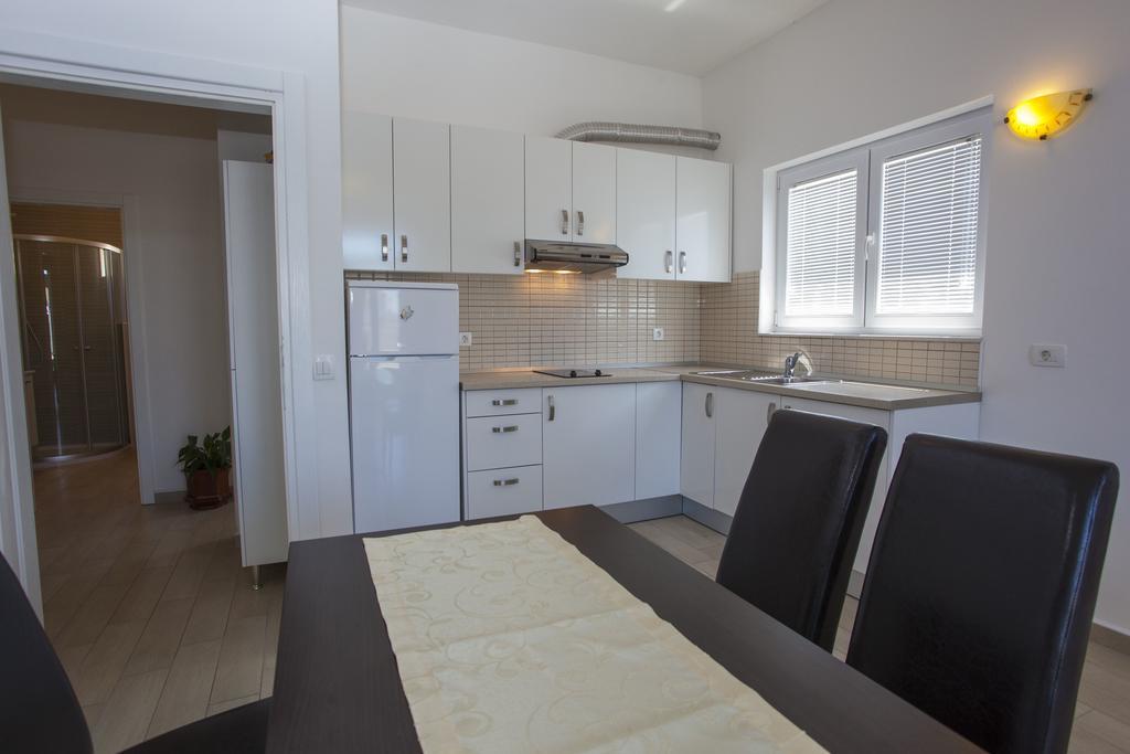 Marco Apartment *