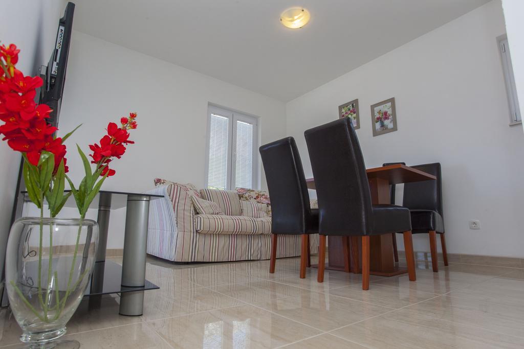 Apartment Marco *